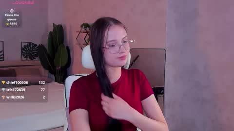 Mia online show from 25, 3, 2026