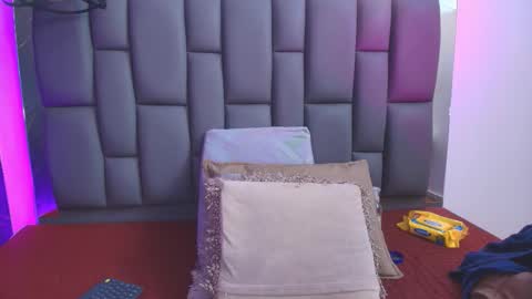 Mia online show from 6, 1, 2026