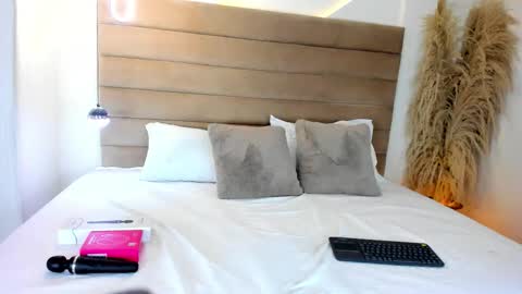 Snapshot of miacamille chatting on 16, 3, 2026 Mia Camille online show from 16, 3, 2026