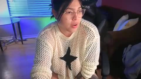 Mia online show from 15, 12, 2024