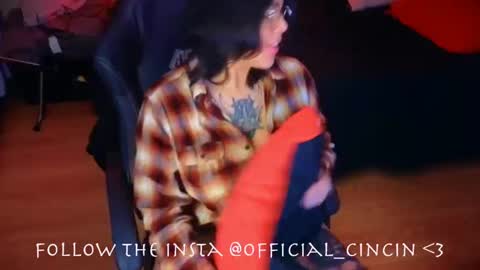 Mia online show from 9, 3, 2025