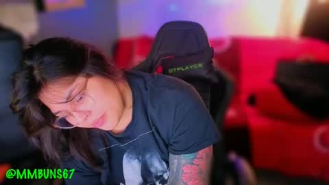 Mia online show from 23, 11, 2025