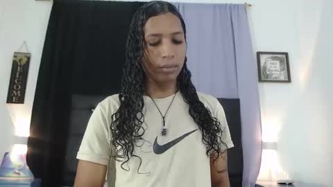 MiaCoock online show from 17, 11, 2025