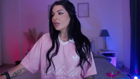 Snapshot of miacute4u chatting on 5, 5, 2026 miacute4u online show from 5, 5, 2026