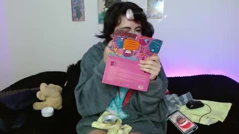 Mia david      online show from 19, 4, 2026