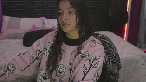 Mia online show from 2, 2, 2026