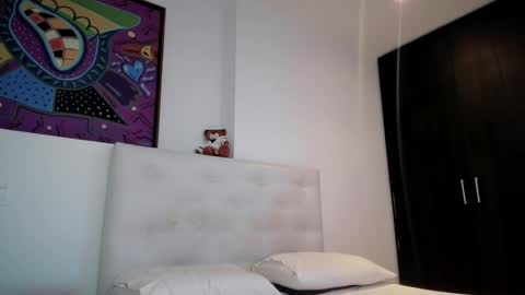 Snapshot of miaduval chatting on 18, 2, 2025 Mia online show from 18, 2, 2025