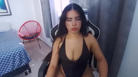 miafunny5 online show from 11, 10, 2025