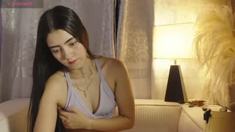 Mia Gomez online show from 9, 7, 2026