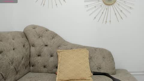 Miah Collins online show from 15, 2, 2025