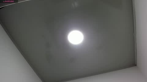 Miah Collins online show from 28, 2, 2025