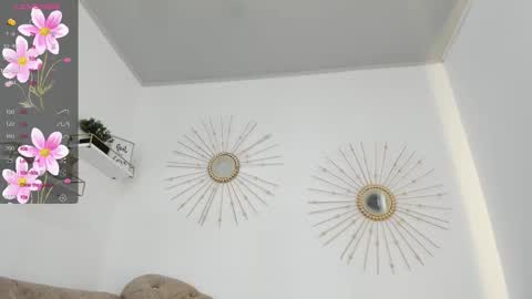 Miah Collins online show from 9, 1, 2026