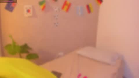Snapshot of miah_luv chatting on 27, 6, 2026 Miah online show from 27, 6, 2026
