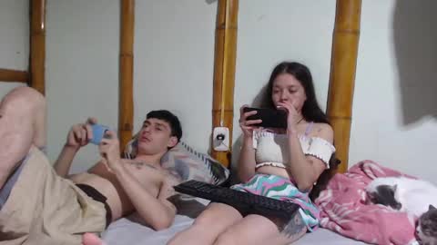 Mia  Sam online show from 25, 2, 2025