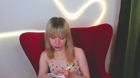 Snapshot of miakimiko chatting on 6, 5, 2026 miakimiko online show from 6, 5, 2026