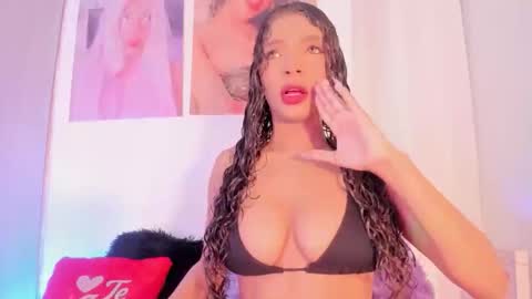 miakirshner_ online show from 6, 2, 2026