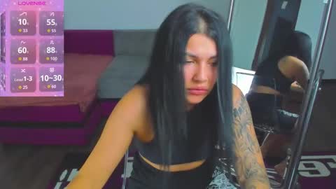 Mia Kittyy online show from 24, 10, 2025