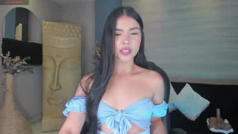 Call me Mia  online show from 8, 4, 2026