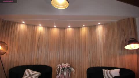 Snapshot of mialaurence_ chatting on 3, 6, 2026 Call me Mia online show from 3, 6, 2026