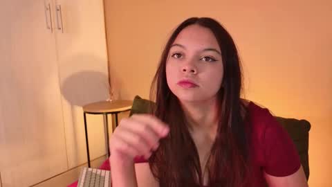 Mia online show from 8, 3, 2026