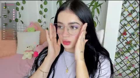 mia 600am-1000am Colombia time online show from 24, 1, 2025