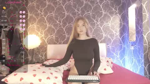 Mia online show from 4, 10, 2025