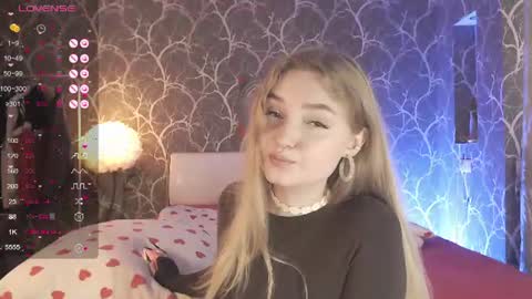 Snapshot of miamiameow chatting on 19, 6, 2026 Mia online show from 19, 6, 2026