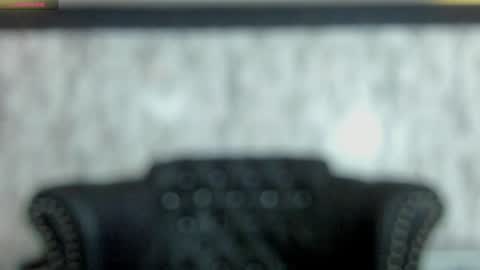 Snapshot of miamontoya chatting on 6, 2, 2025 Mia   -5 7001400 Follow  online show from 6, 2, 2025