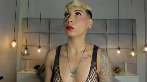 Mia Morgann online show from 23, 1, 2025