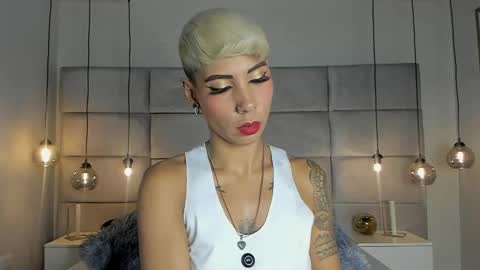 Mia Morgann online show from 10, 2, 2025