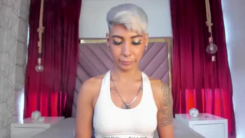 Mia Morgann online show from 15, 2, 2025