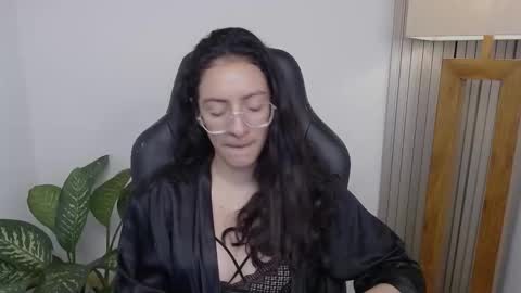 MIAPORTMANN online show from 25, 2, 2026