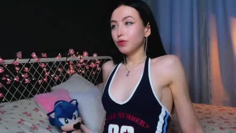 Snapshot of miarielle chatting on 21, 5, 2026 Liz online show from 21, 5, 2026