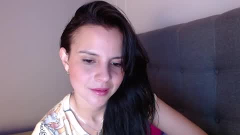 Snapshot of miarobinn_ chatting on 2, 3, 2025 miarobinn_ online show from 2, 3, 2025