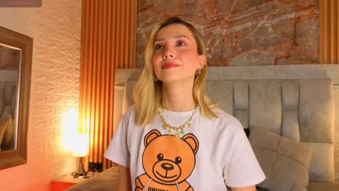 Snapshot of miaroldan chatting on 14, 11, 2025 miaroldan online show from 14, 11, 2025