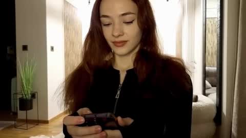 Mia online show from 16, 12, 2025