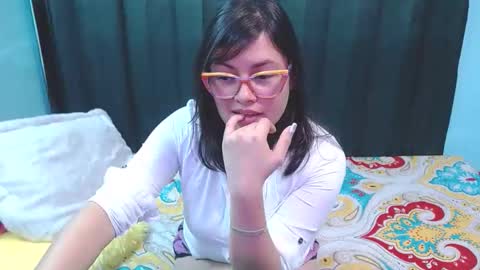 mia online show from 5, 6, 2026