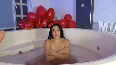 MiaHancock online show from 18, 2, 2025