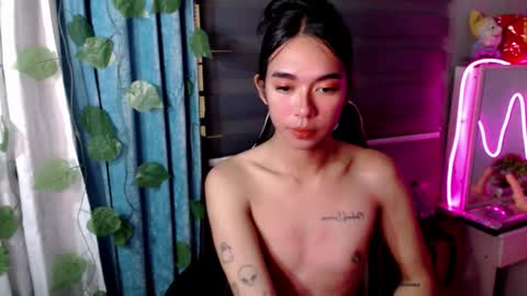 Mia online show from 9, 1, 2026