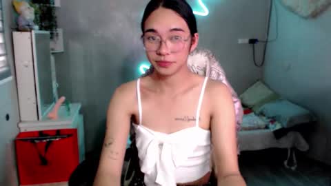 Mia online show from 27, 2, 2026