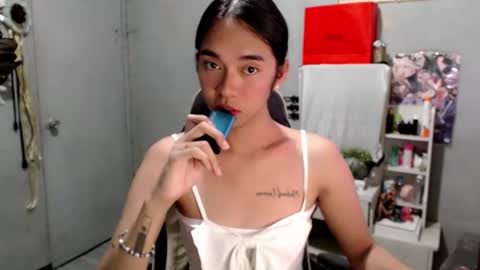 Mia online show from 25, 3, 2026