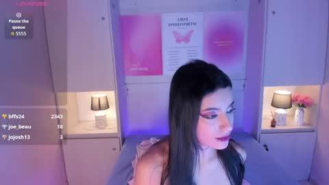 Snapshot of miaturnerr_ chatting on 5, 6, 2026 miaturnerr_ online show from 5, 6, 2026