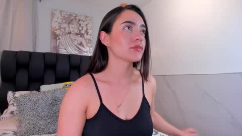 miavelvet1 online show from 25, 11, 2025