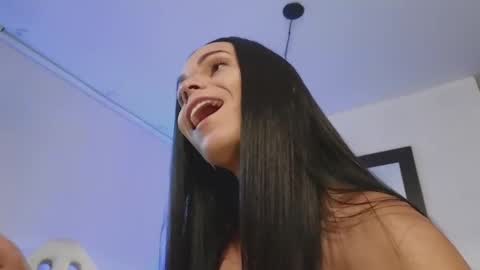 Mia online show from 29, 1, 2025