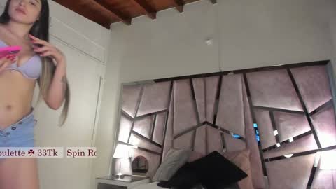 Snapshot of miavillalobos_ chatting on 15, 1, 2025 Mia Villalobos online show from 15, 1, 2025
