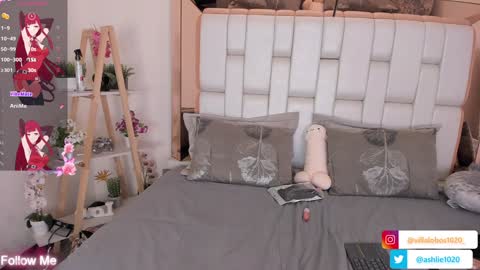 Snapshot of miavillalobos_ chatting on 22, 1, 2025 Mia Villalobos online show from 22, 1, 2025