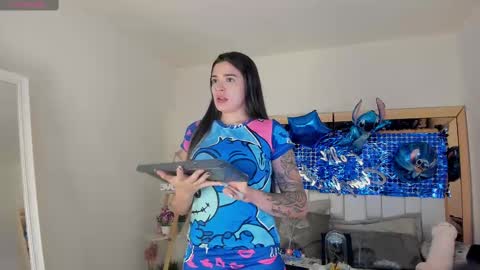Snapshot of miavillalobos_ chatting on 10, 2, 2025 Mia Villalobos online show from 10, 2, 2025