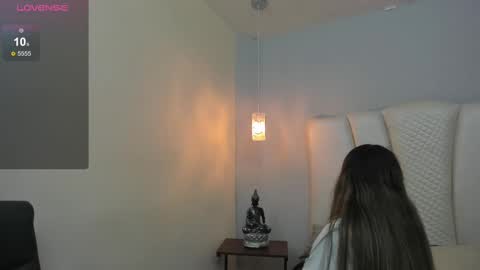 Snapshot of miavillalobos_ chatting on 20, 9, 2025 Mia Villalobos online show from 20, 9, 2025