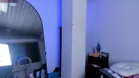 Snapshot of miavillalobos_ chatting on 3, 5, 2026 Mia Villalobos online show from 3, 5, 2026