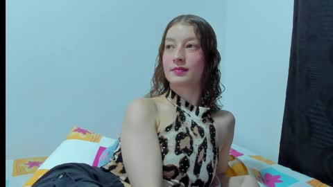  Chloe  online show from 11, 5, 2026